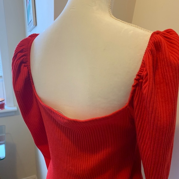 Top - Picture 4 of 8